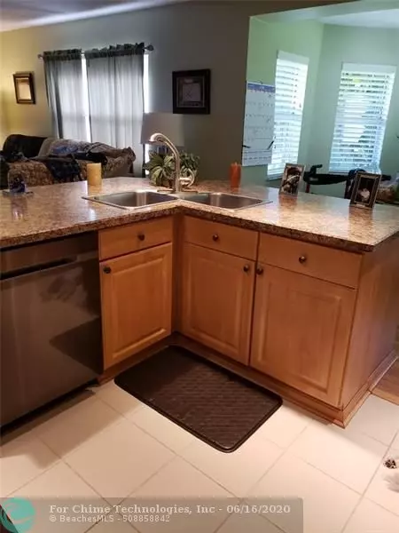 Coconut Creek, FL 33073,7332 NW 45th Avenue