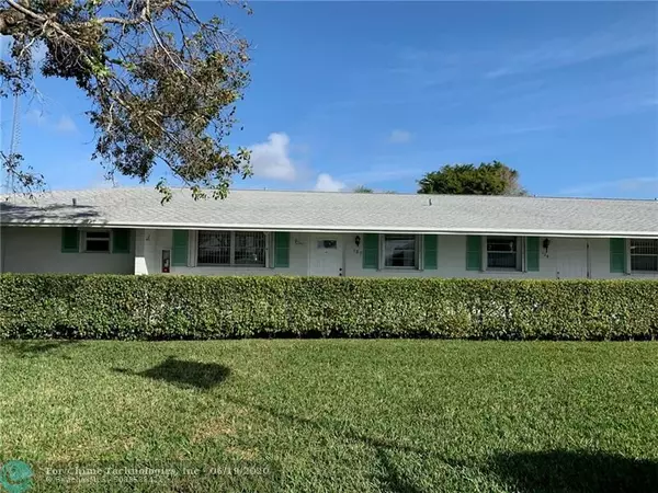 Boynton Beach, FL 33426,500 SW Golfview Ter  #127