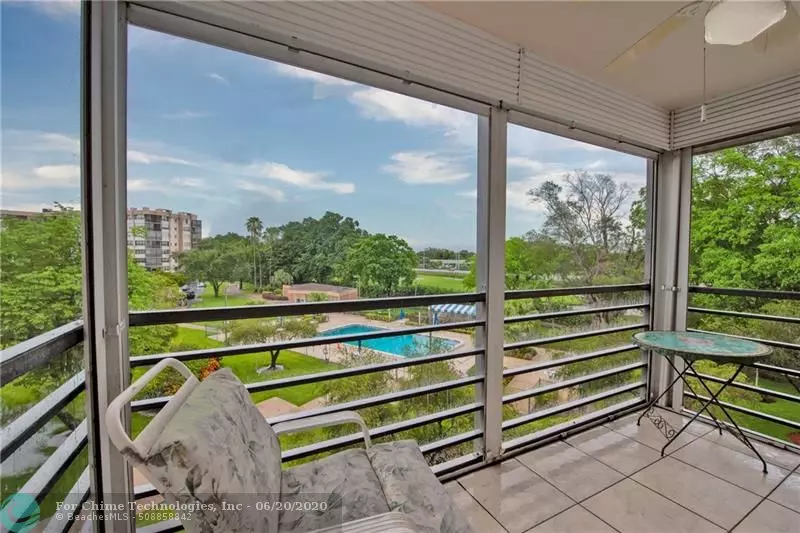 1300 Saint Charles Pl  #402, Pembroke Pines, FL 33026