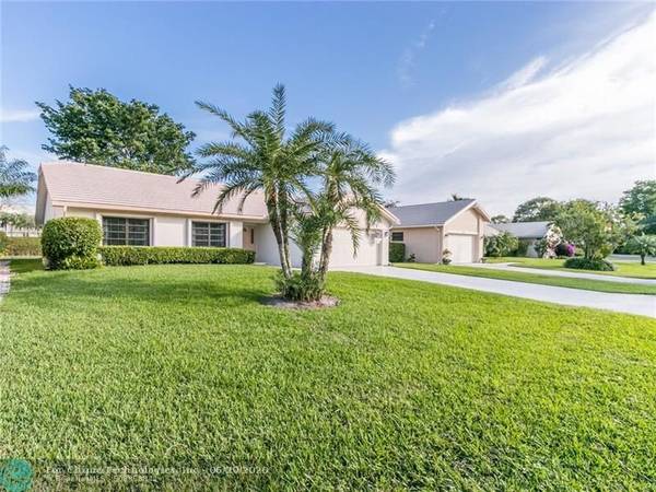 6065 Petaluma Dr,  Boca Raton,  FL 33433