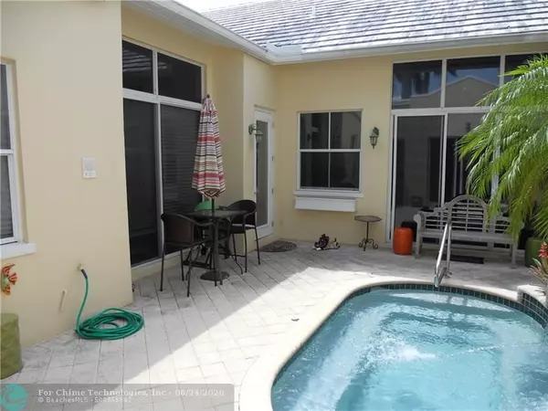 Boca Raton, FL 33487,17317 Bermuda Village Dr  #17317