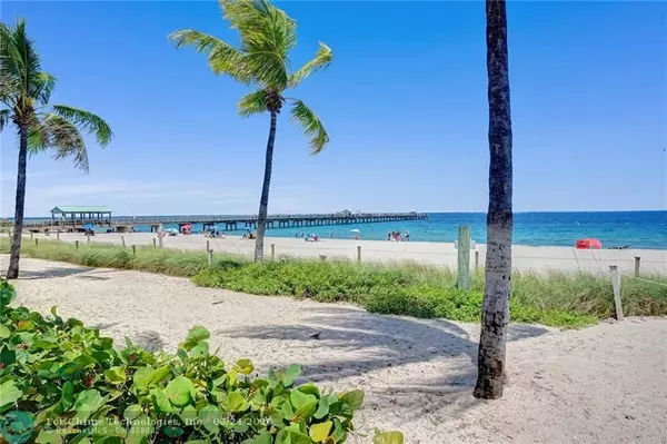 Lauderdale By The Sea, FL 33308,4318 El Mar Dr  #402