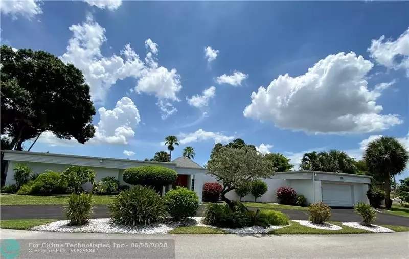 4910 Banyan Ln, Tamarac, FL 33319