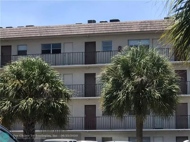 4311 Crystal Lake Dr  #419, Deerfield Beach, FL 33064
