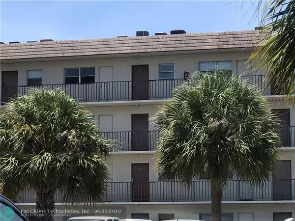 Deerfield Beach, FL 33064,4311 Crystal Lake Dr  #419