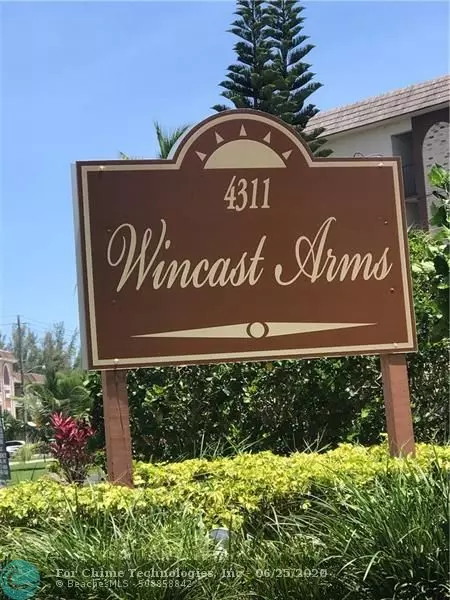Deerfield Beach, FL 33064,4311 Crystal Lake Dr  #419