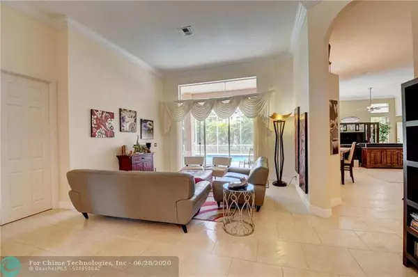 Boca Raton, FL 33498,19213 Cloister Lake Ln