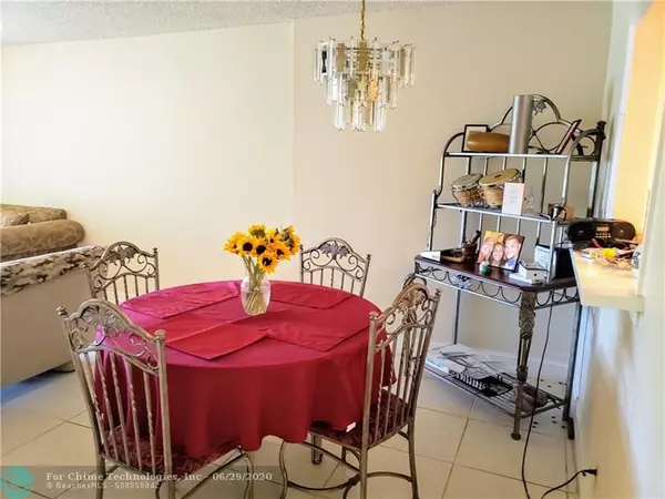 Plantation, FL 33317,406 NW 68th Ave  #215