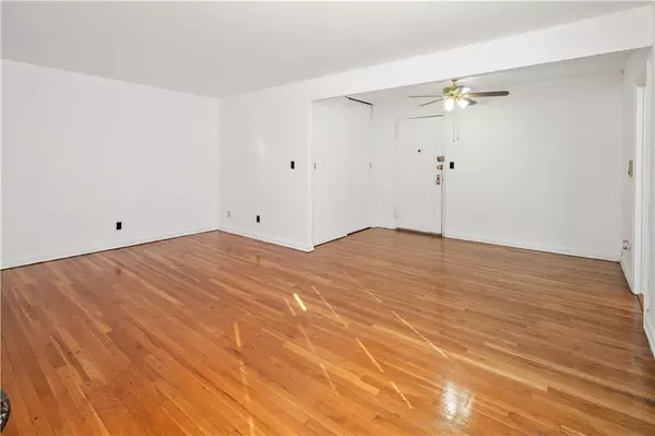 Brooklyn, NY 11209,138 71 ST #F12