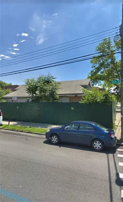 1537 East 98 ST, Brooklyn, NY 11236