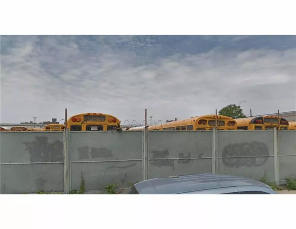 Brooklyn, NY 11207,202 Sheffield AVE