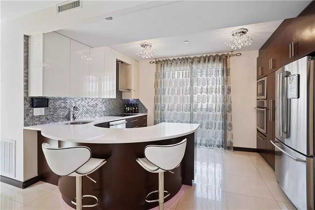Brooklyn, NY 11235,35 Brighton 2 PL #3A