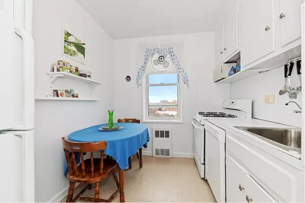 Brooklyn, NY 11214,2260 Benson AVE #6D