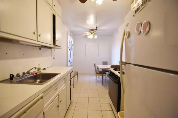 Brooklyn, NY 11235,2741 East 28 ST #5A