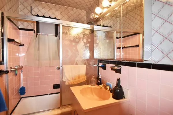 Brooklyn, NY 11235,2741 East 28 ST #5A
