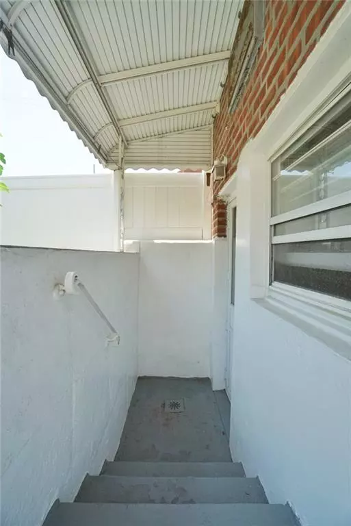 Brooklyn, NY 11214,107 27 AVE