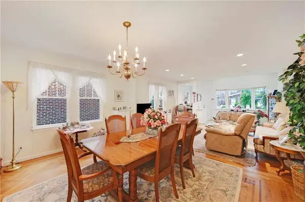 Brooklyn, NY 11209,74 74 ST