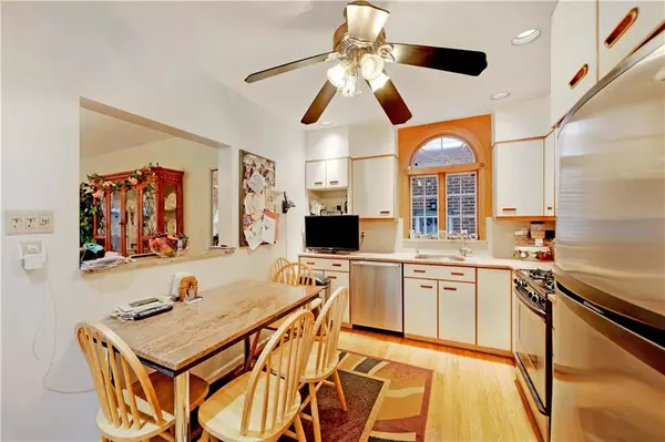 Brooklyn, NY 11209,74 74 ST