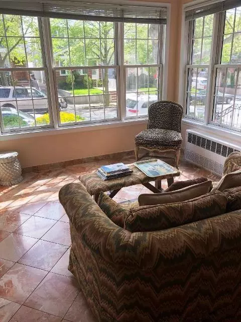 Brooklyn, NY 11209,119 84 ST