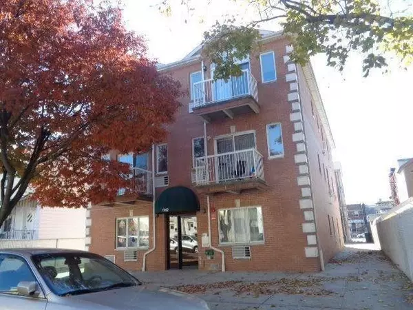 1742 80 ST #3B, Brooklyn, NY 11214
