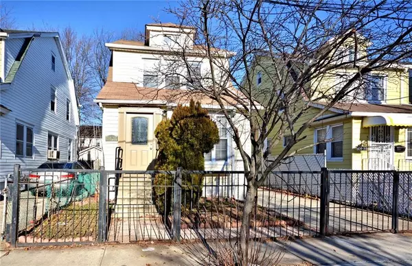 209-55 112 RD, Queens Village, NY 11429