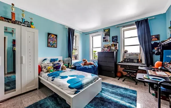 Brooklyn, NY 11209,8502 Fort Hamilton Pkwy #5H