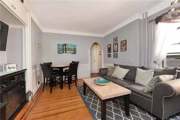 130 Bay Ridge Pkwy #4H, Brooklyn, NY 11209
