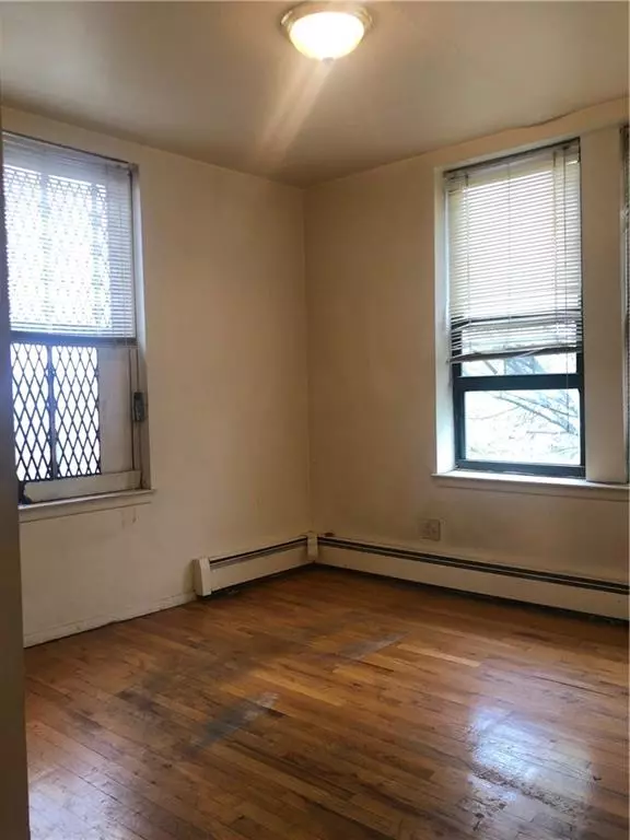 Brooklyn, NY 11214,153 Bay 26 ST #3C