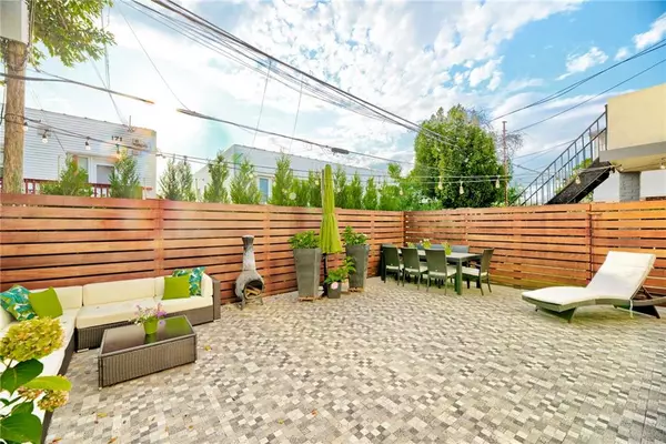 Brooklyn, NY 11235,172 Pembroke ST