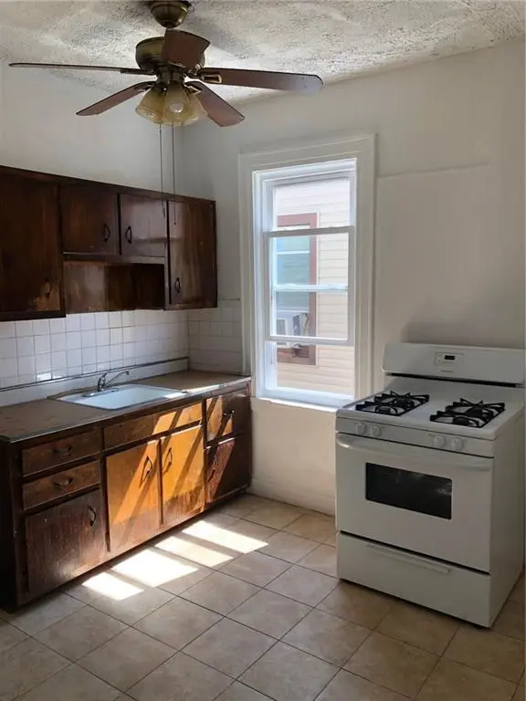 1882 West 10 ST, Brooklyn, NY 11223