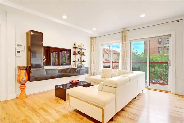 Brooklyn, NY 11235,3165 Emmons AVE #2B