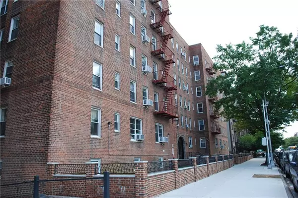 8721 Bay Pkwy #5E, Brooklyn, NY 11214