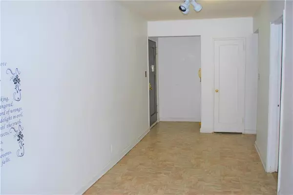Brooklyn, NY 11214,8721 Bay Pkwy #5E