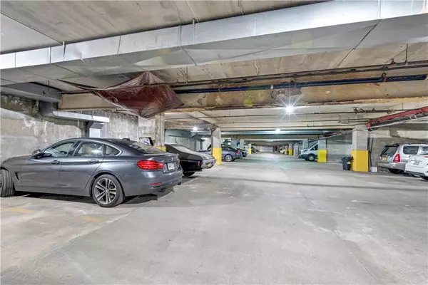 Brooklyn, NY 11209,6902 Narrows AVE #3B