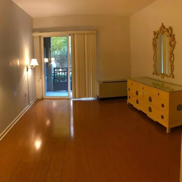 Brooklyn, NY 11235,60 Oceana DR West #1C