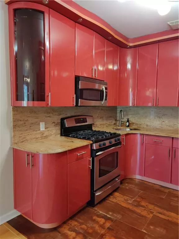 Brooklyn, NY 11235,3034 Brighton 1 ST #9
