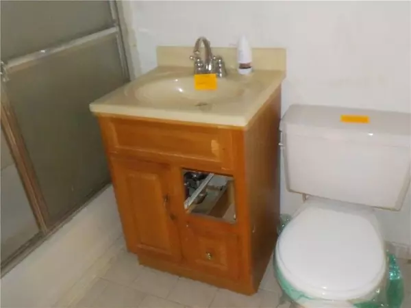 Brooklyn, NY 11236,1231 East 95 ST #301