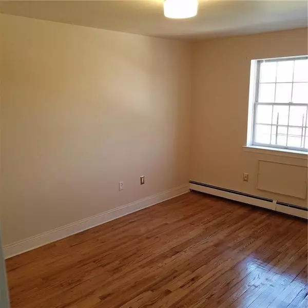 Brooklyn, NY 11236,1037 East 86 ST #2