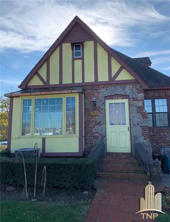 1422 Shore BLVD, Brooklyn, NY 11235