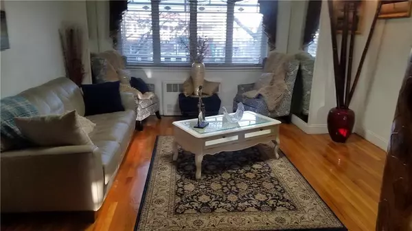 Brooklyn, NY 11236,732 East 79 ST