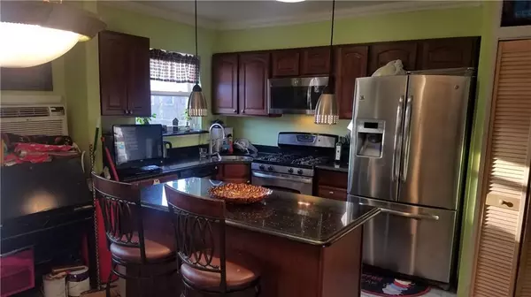 Brooklyn, NY 11236,732 East 79 ST