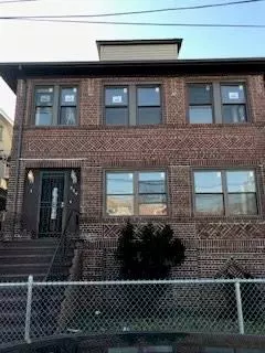 449 Beach 68 ST, Arverne, NY 11692