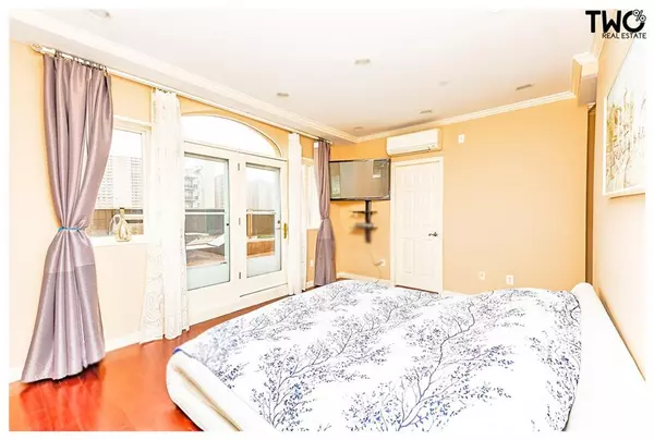 Brooklyn, NY 11235,3041 Brighton 2 ST #4B