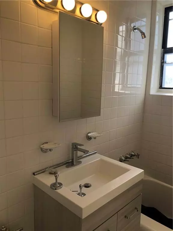 50 Shore BLVD #4K, Brooklyn, NY 11235