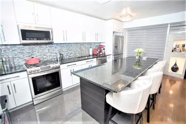 3425 Guider AVE #3A, Brooklyn, NY 11235
