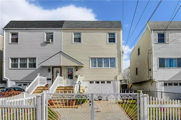 522 Beach 65 ST, Arverne, NY 11692