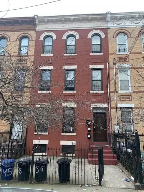 456 Wyona ST, Brooklyn, NY 11207