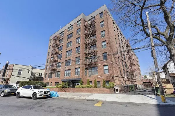1075 Sheepshead Bay RD #2M, Brooklyn, NY 11235