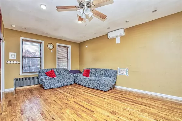 Brooklyn, NY 11235,1255 East 52 ST