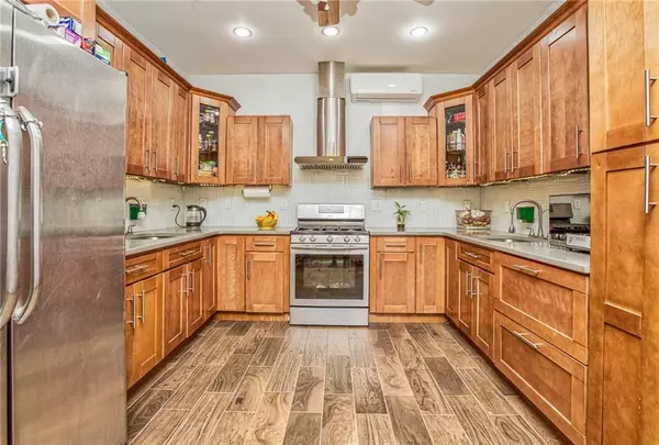Brooklyn, NY 11235,1255 East 52 ST
